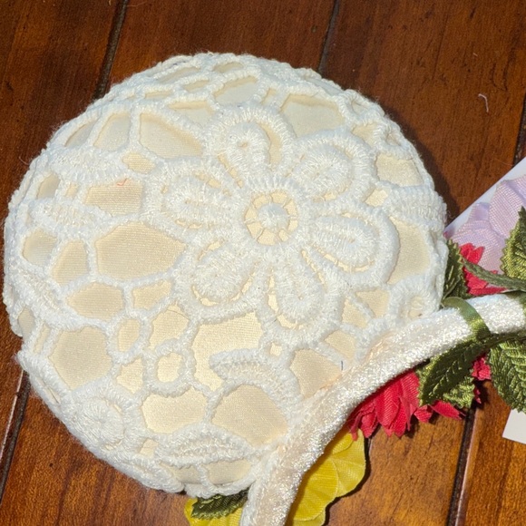 Disney White Lace Ears with Floral Accents (NWT) - Picture 7 of 10